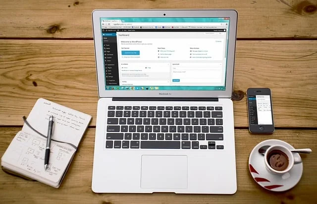 4 Qualities That Make An Excellent Handicapping Website 3 laptop 593673 640