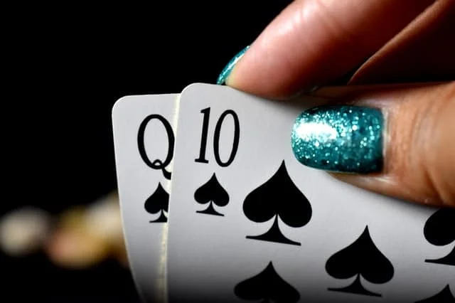 cards gamble gambling 2444580