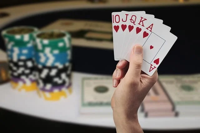 How to Get Free Bets & Other Betting Bonuses 3 cards 6043503 640