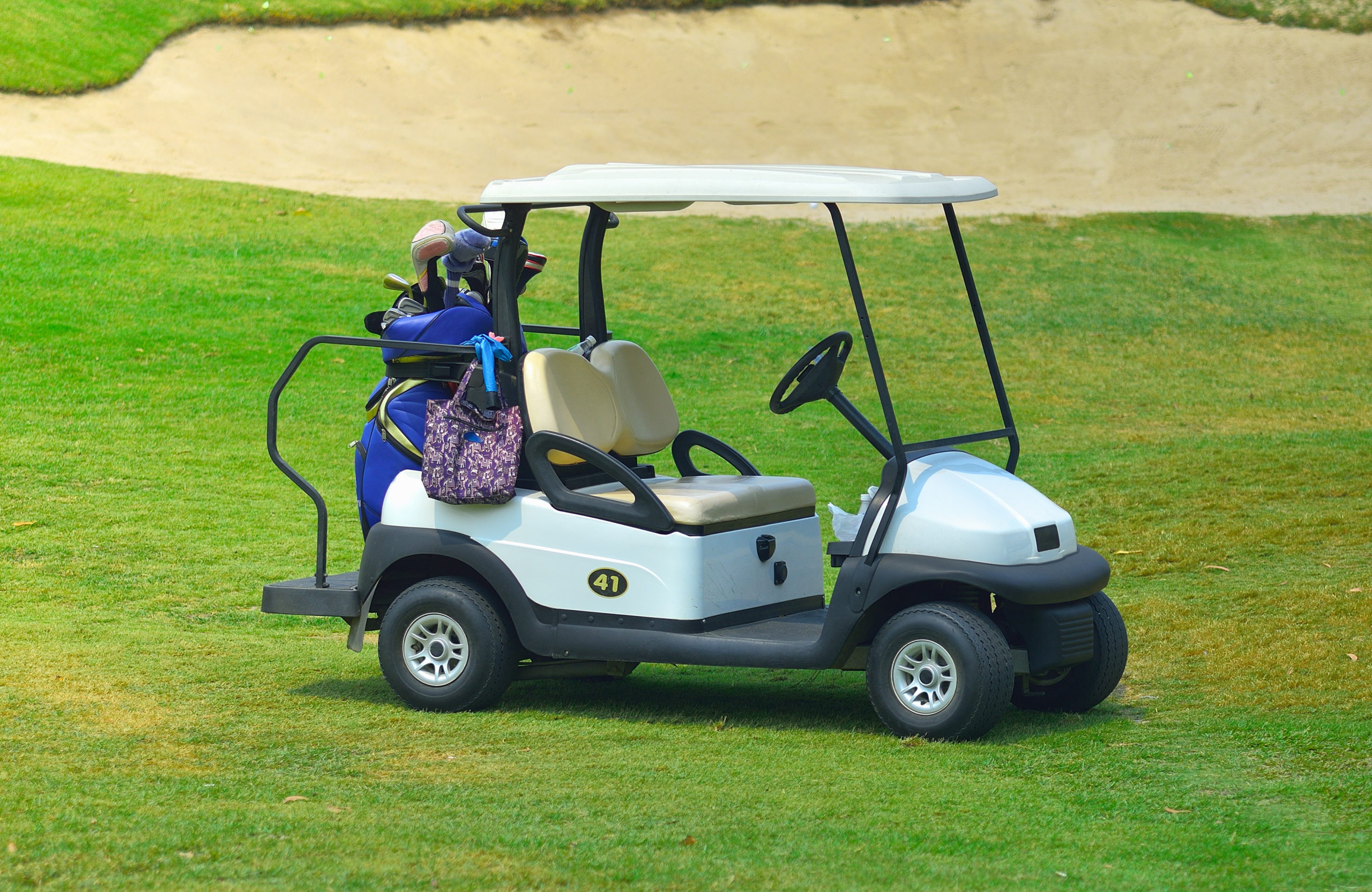 Golf Carts On A Golf Course 2021 09 03 19 01 48 Utc Scaled