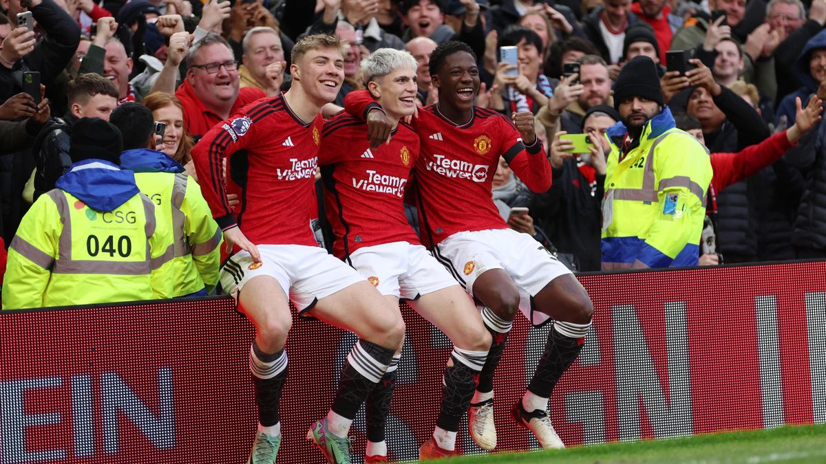 Manchester City's Pursuit of the Premier League Title 1 Premier League Title