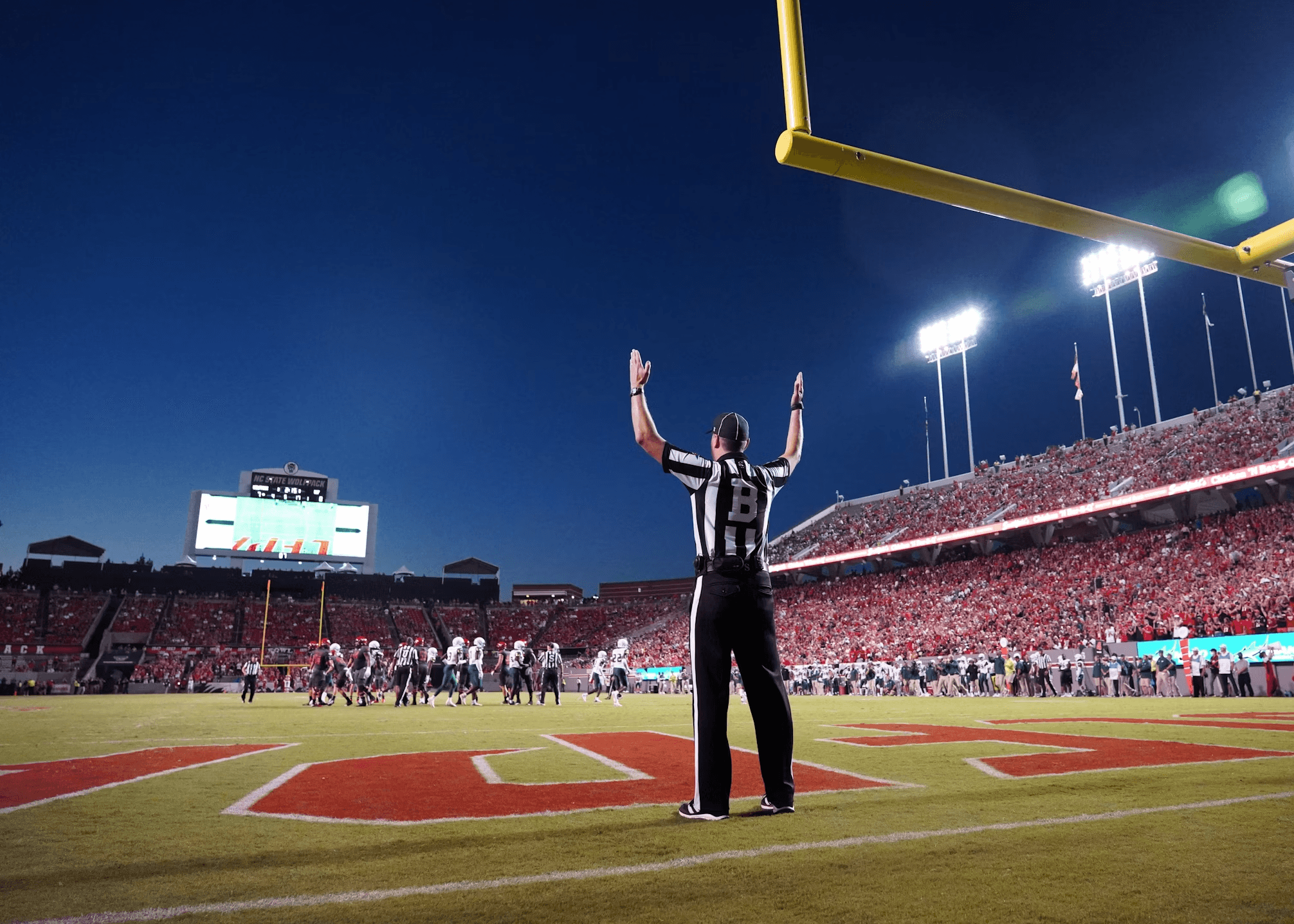 Betting on College Football: Is It As Exciting As Betting on the NFL? 1 Betting on the NFL