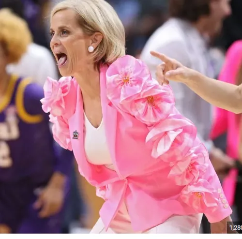 Kim Mulkey Baylor: 5 Scandals That Rocked Her Legacy 4 690d7592 b1f8 4483 b417 f59ded3e5e05