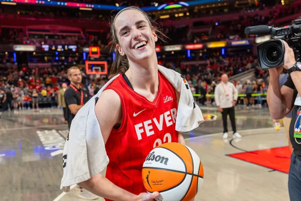Caitlin Clark WNBA Salary for 2025: A Rising Star and Her Financial Future 10 caitlin clark tout 090424 36ec761043bb46ae88e0c96fcbfdd77a