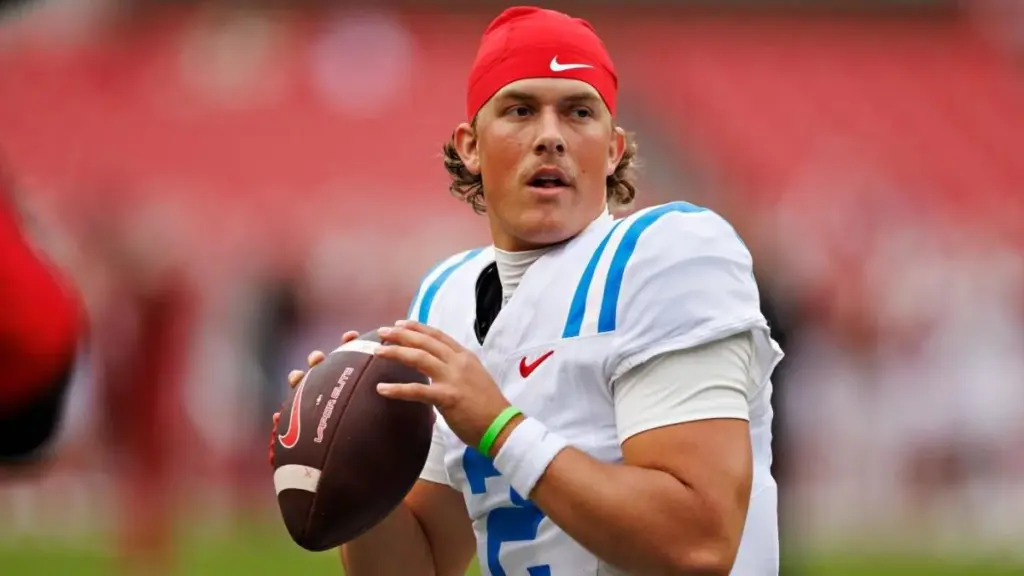 6 Ole Miss Quarterbacks That Went to the NFL 5 jaxson dart