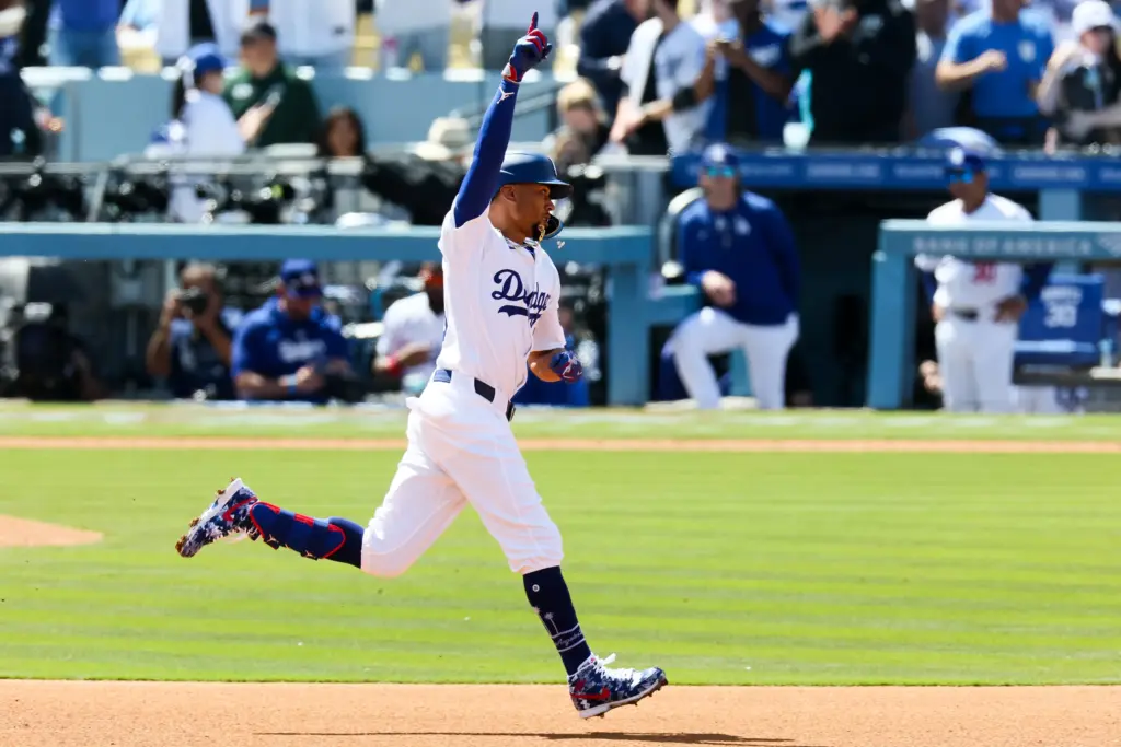 How do Sports Betting Companies Make Money? 3 Thomas Betts