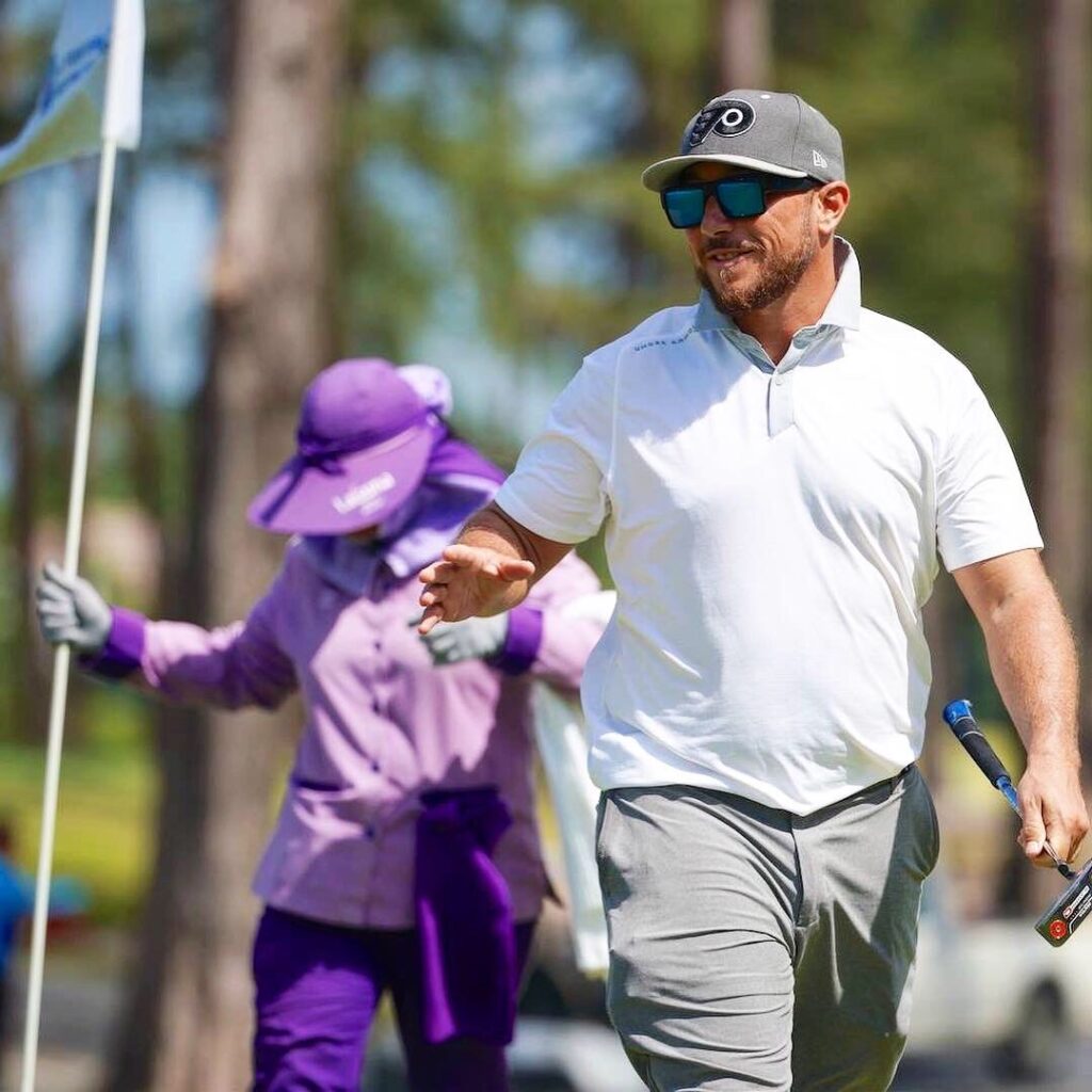 0456F4ED E161 45D1 8FAF BABA8B43D3AD