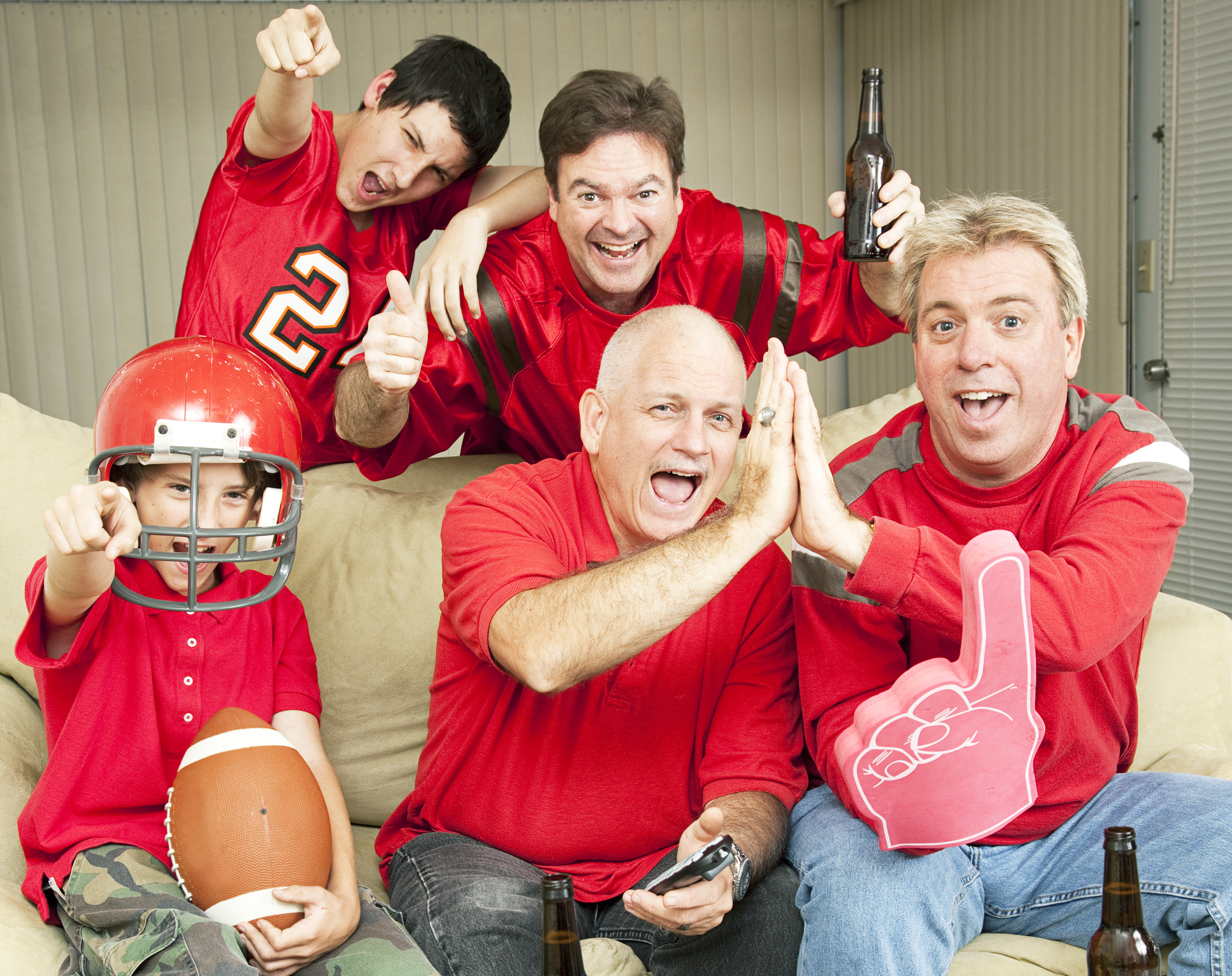 Game Day Glory: How to Host the Ultimate Super Bowl Party on Any Budget 1 Super Bowl Party